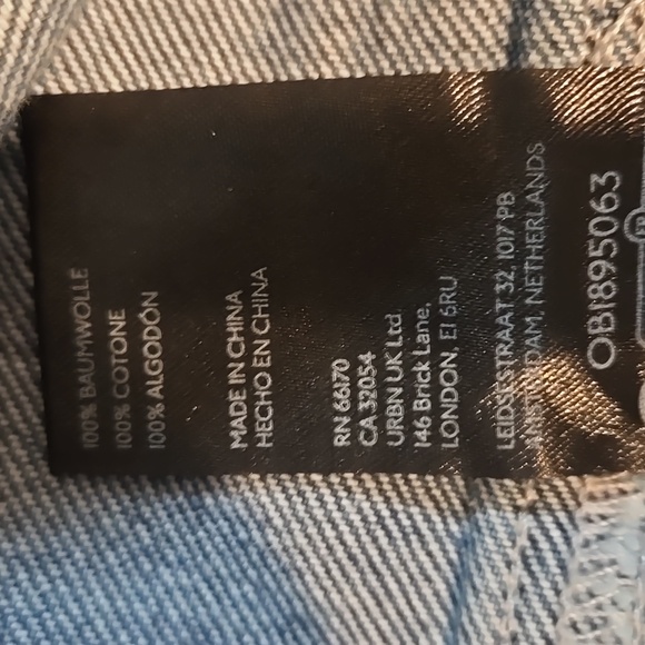 BDG Bella Baggy Patch Pocket Jeans - Metallic Wash - Picture 13 of 14